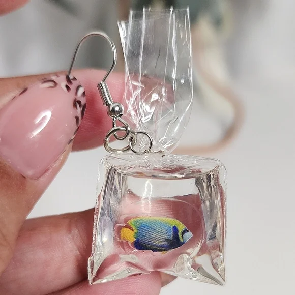 NEW‼️Fish Bag Earrings