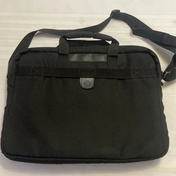 Swiss Gear”The Anthem” Padded Laptop/Tablet Mens Briefcase Work,School or Travel