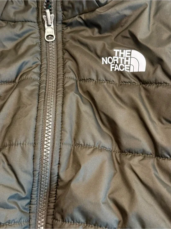 The North Face Reversible Winter Puffer Jacket Toddler 6T Green Camo Hooded Coat