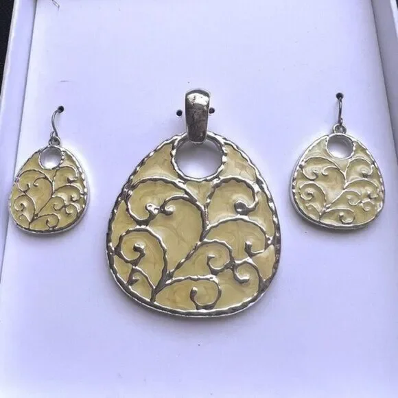 Set of 2 Pendant and Earrings Set Silver-tone‎ Yellow Enamel
