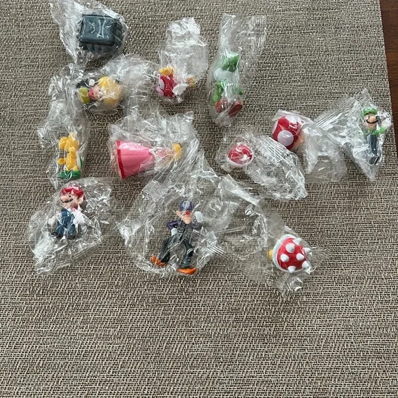 Super Mario Bros Characters‎ cake decor