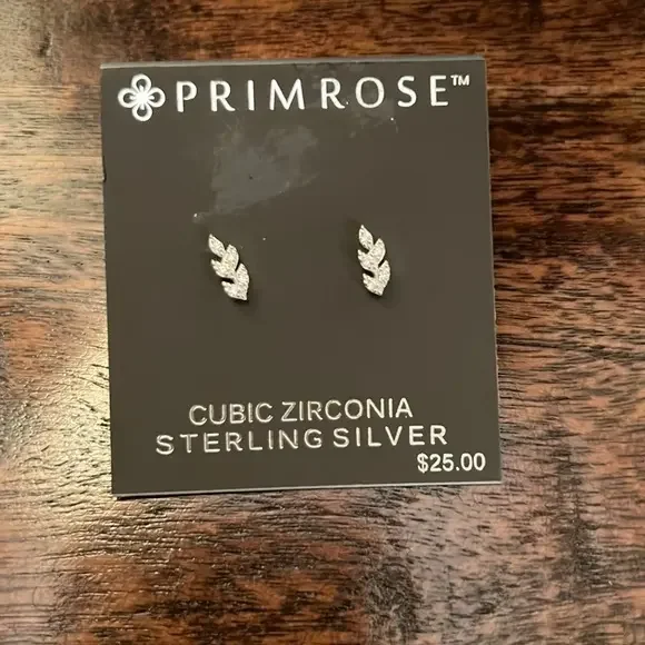 Primrose‎ Cubic Zirconia Sterling Silver Petite Leaf Earrings 🍃