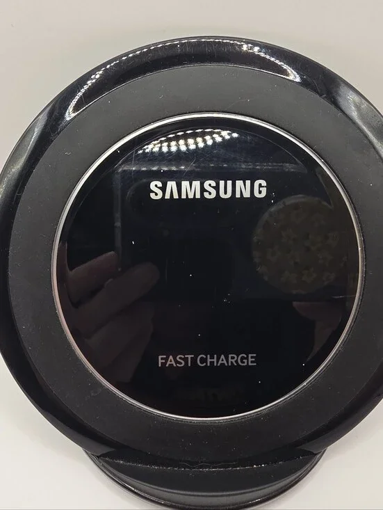 Samsung Qi Fast Charging Wireless Charger Pad Charging Stand
