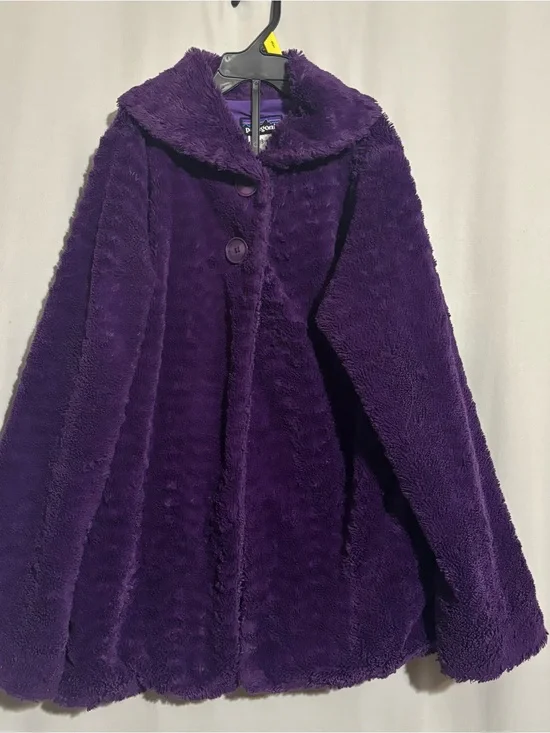 Patagonia Purple Pelage Faux Fur Button-Up Girl’s L (12) Fleece Coat
