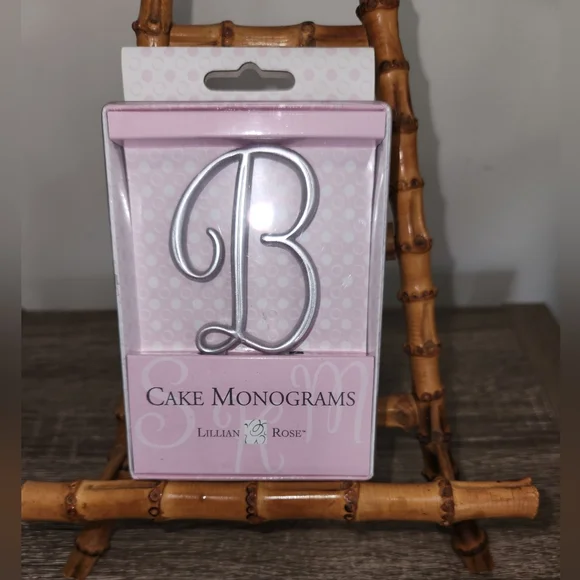 Lillian and Rose Silver Wedding Cake Monogram Cake Topper Letter B. New