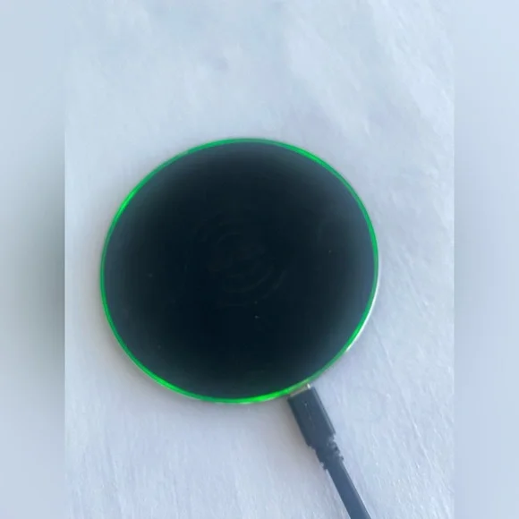 Tzumi Fast Wireless Charger w/ Green LED Ring + Wall Adapter – Qi Charging Pad