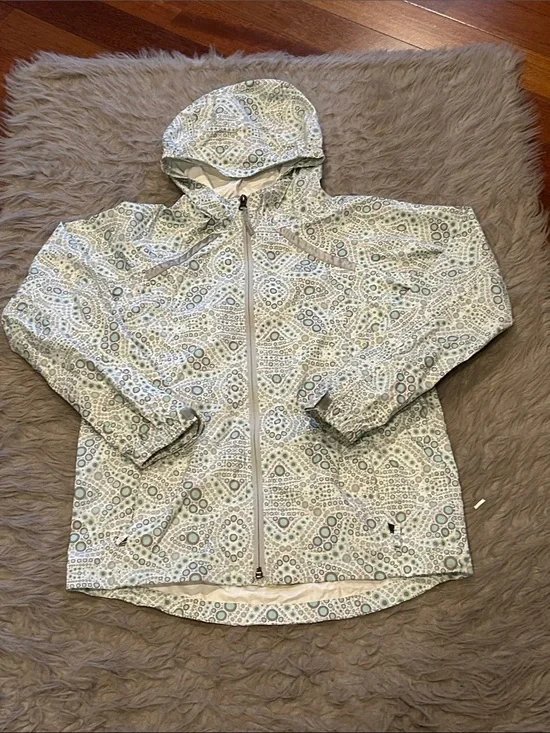 LL Bean Lightweight Hooded Rain Jacket in Mint And Gray Print