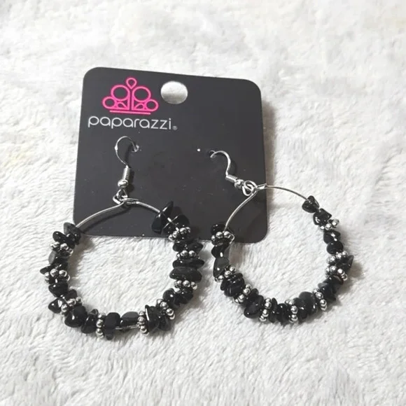 #410 NWT Paparazzi fashion earring