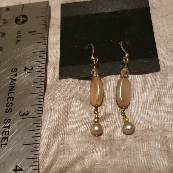 Dangling earrings