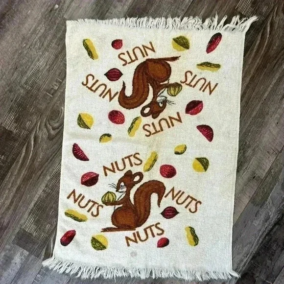 Vintage 1960s 1970s NUTS / SQUIRRELS Hand Towel White & Fringe 60s 70s