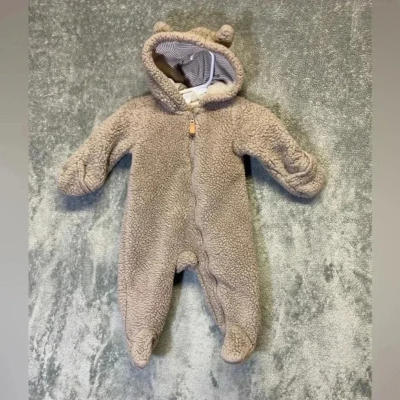 Carter's‎ baby unisex sherpa pram in tan, size 3 months