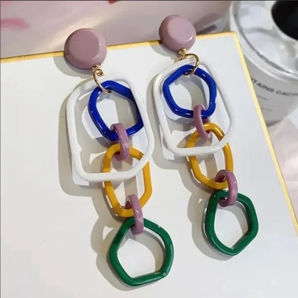 NWT ❤️Boutique - Multicolor Acrylic Link Statement Earrings - OS
