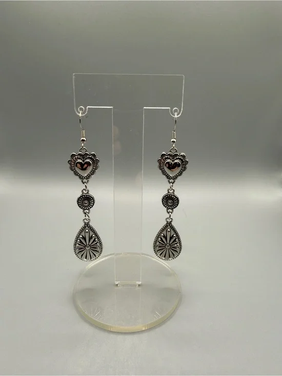 Silver Tone Heart & Teardrop Dangle Earrings - Handmade #E0455C