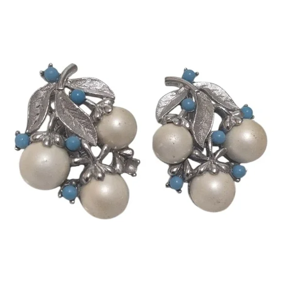 Sarah Coventry Clip On Earrings Faux Pearl Blue Bead‎ Vintage Costume Jewelry