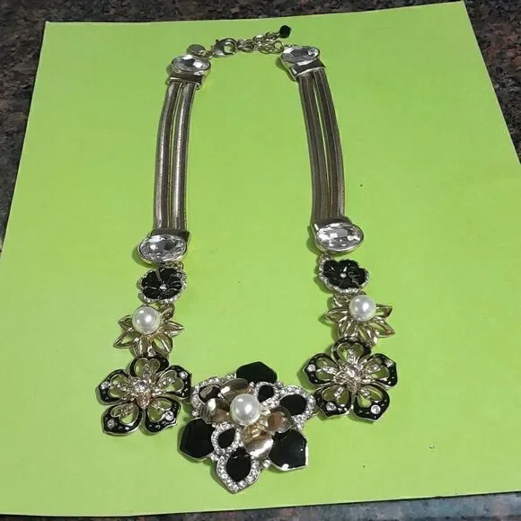 White House Black Market Statement Necklace...New
