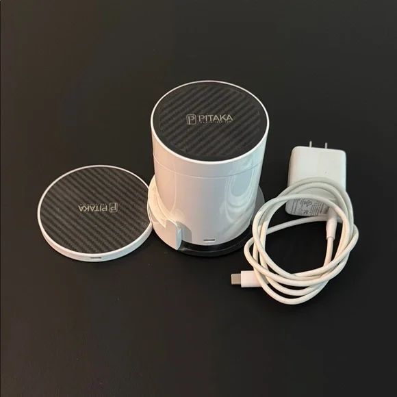Pitaka Magdock Wireless Charger Set EUC