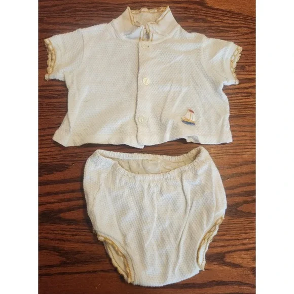 Vintage Two Piece Baby Set Plastic Lined Bottoms With‎ Embroidered Sailboat