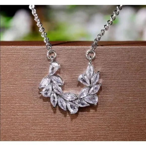 The Ivy Cubic Zirconia 925 pendant Necklace