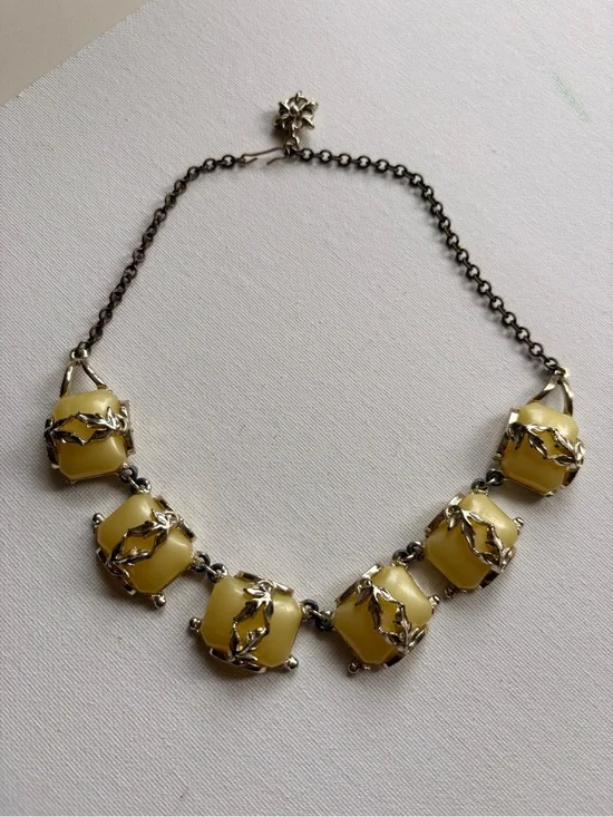 Vintage Yellow and Gold Chunky Statement Necklace