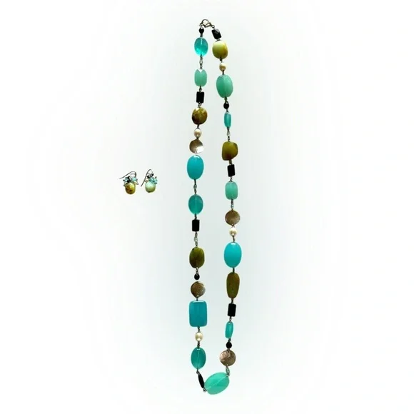 Elegant Turquoise and Green Beaded Necklace Set