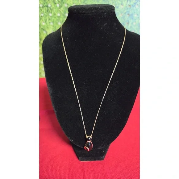 Vintage 14k Gold & Black Onyx Cat Pendant 18