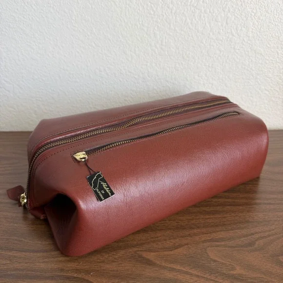Vintage Brown Leather Zippered Travel Toiletry Dopp Bag Tan Lined Sheldon USA