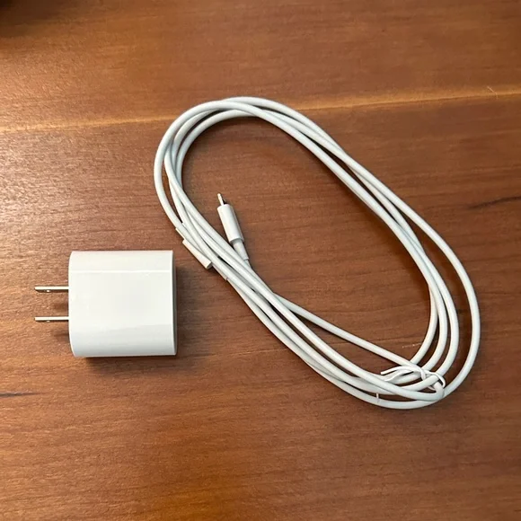 White USB Wall Charger with Cable