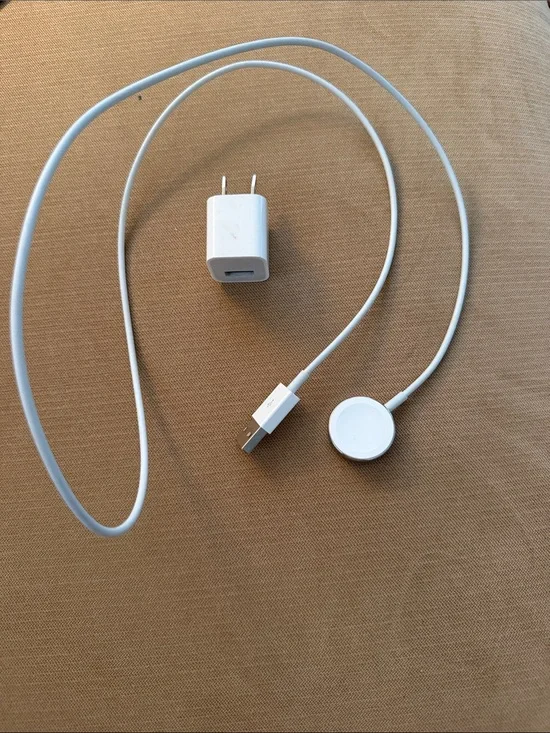 Apple White Magnetic Charging Cable with USB Power Adapter