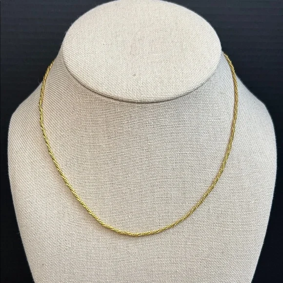 Dainty Gold Rope Necklace
