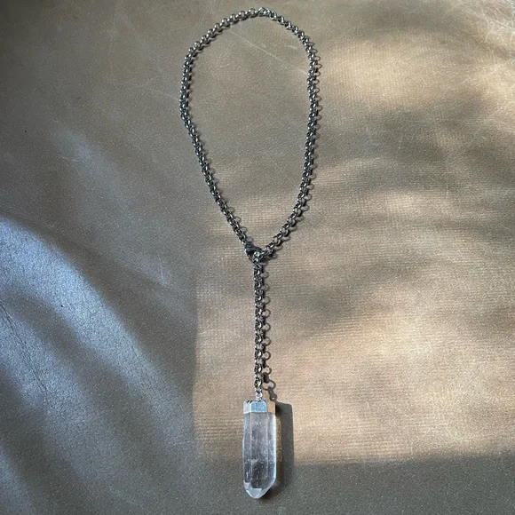 Quartz crystal lariat necklace silver rolo chain layer minimal luxe Y necklace