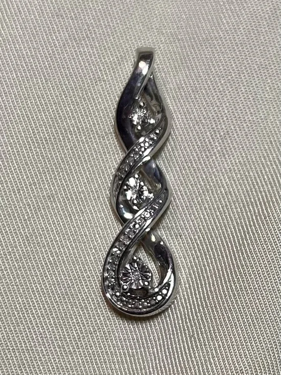 925 Sterling Silver Diamond 3 Stone Pave’ Eternity Pendant