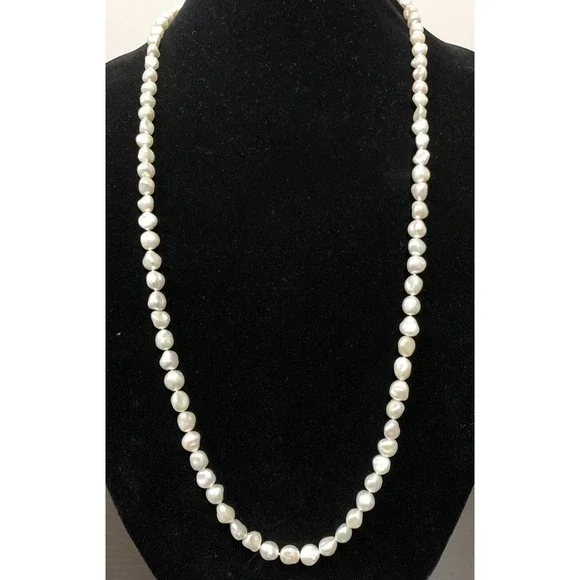 Vintage 14K White Gold Opera Baroque Pearl Necklace 35