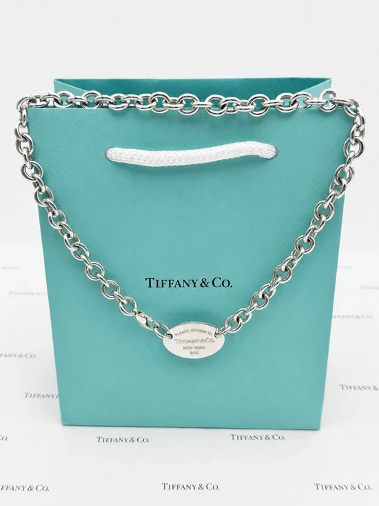 Tiffany & Co Return to Tiffany Oval Tag Choker Necklace Sterling Silver Gift Box