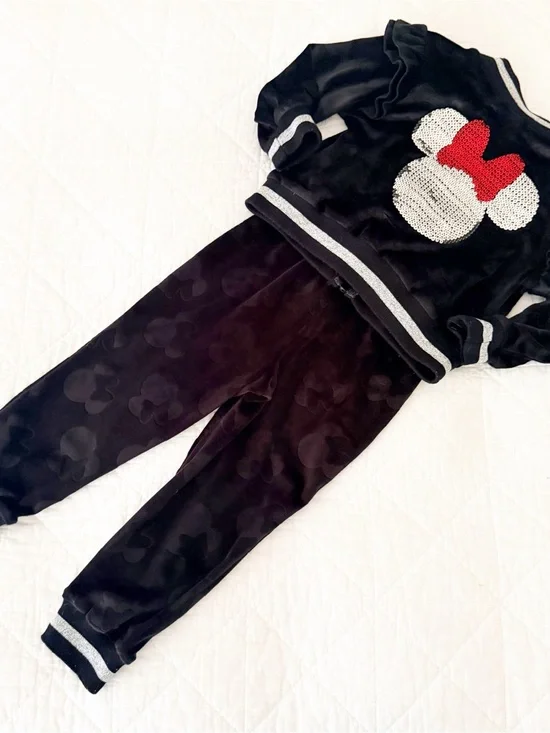 Disney Minnie Mouse Kids 2T Black Velour Girls' Jogger Set