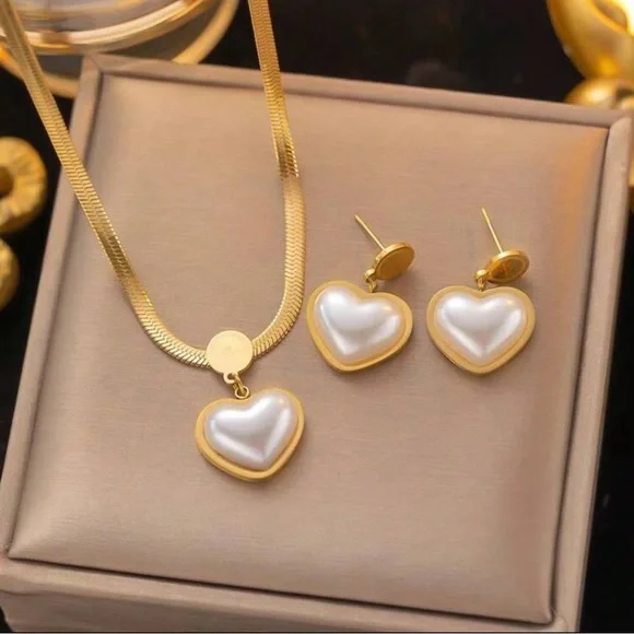 3pcs/Set Gold-Tone Stainless Steel Jewelry Set Including Flat Chain Heart