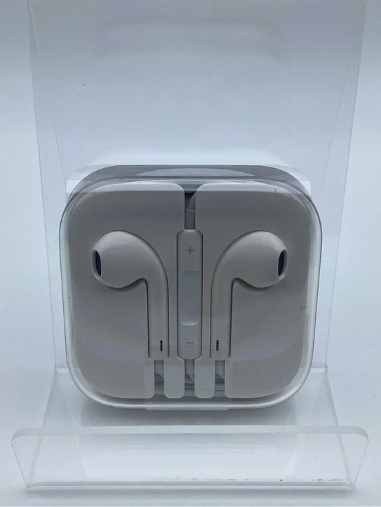 Apple White Wired Earbuds with 3.5mm Plug Android/IOS