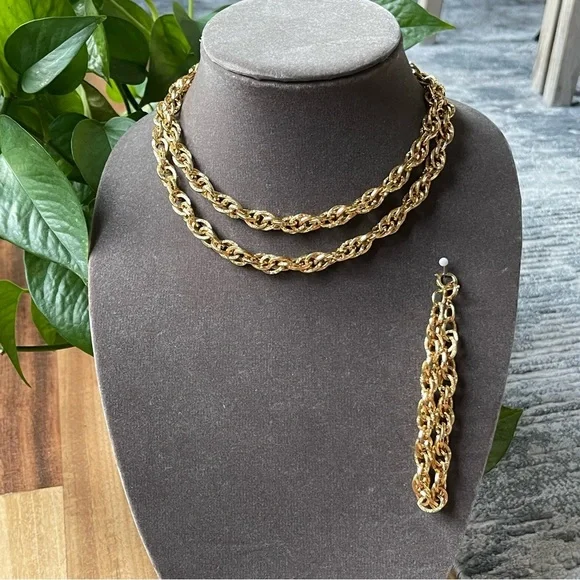 Beautiful 3 Pieces Bundle of‎ Sterling Silver Gold Chain Necklaces and Bracelets