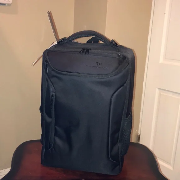 Jack Abrahams The Troy 19” hi-density nylon workbook travel backpack in Black