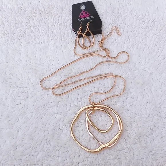Revamped Relic Gold Necklace with free earrings
