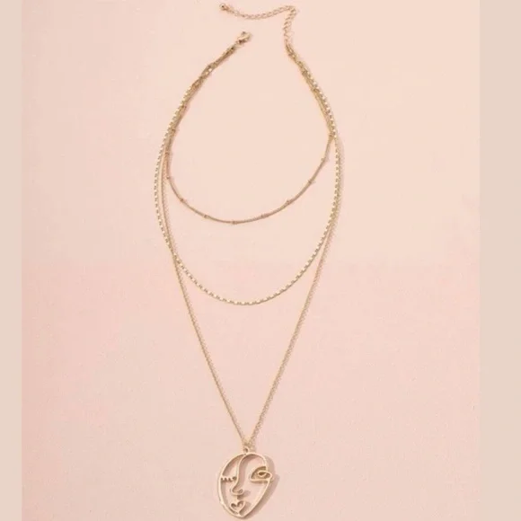 3/$30 💛 Abstract Face Layered Necklace