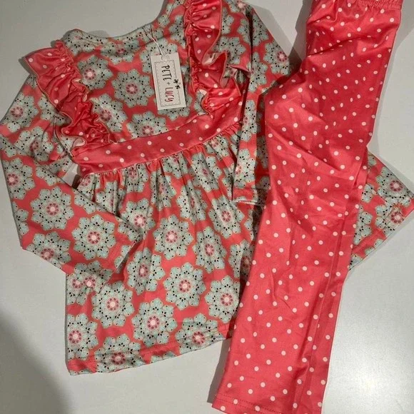 New Pete & Lucy 2pc Set w/Leggings Size‎ 5