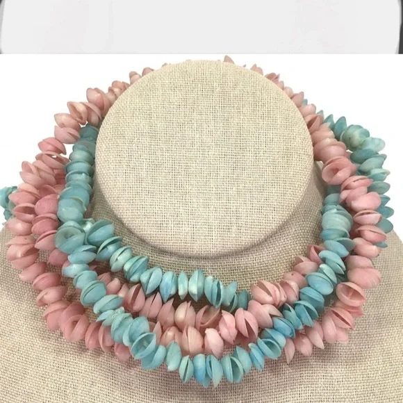 Vintage dyed rose &‎ skyblue shell & celluloid chain necklace