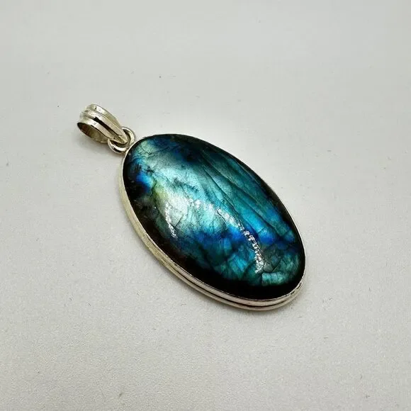 NWOT Monster 35x20mm Labradorite cabochon pendant in stunning sterling silver!