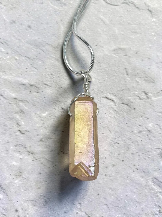 Aurora Quartz Pendant Necklace - Iridescent Gold
