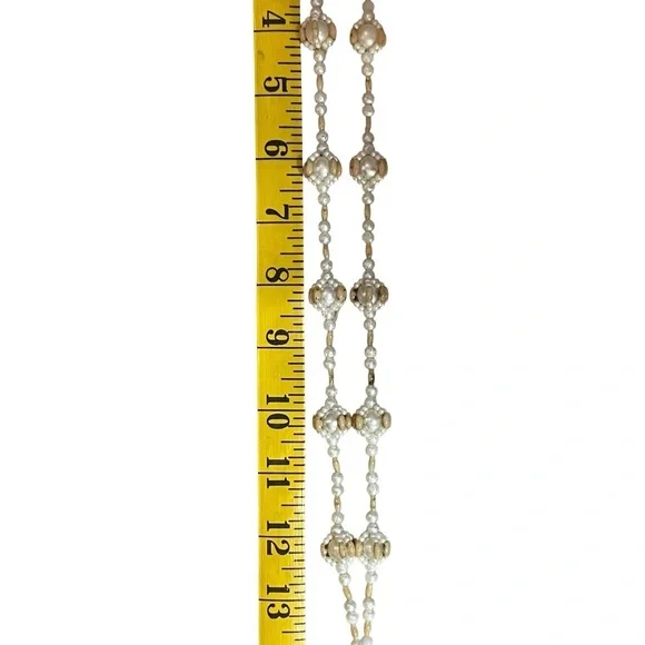 Vintage Unique faux Pearl cluster Beaded Necklace