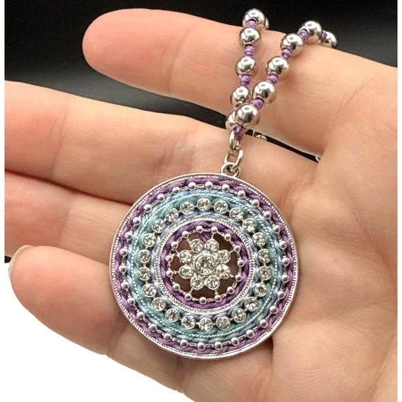 Jessica Simpson Necklace 19 in‎ Pave Crystal Medallion Purple Blue Silver Tone