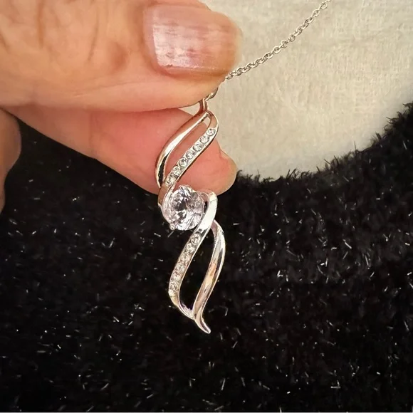 JON‎ RICHARD COLLECTIONS. NWT. Necklace & matching earrings. Cubic Zircon…