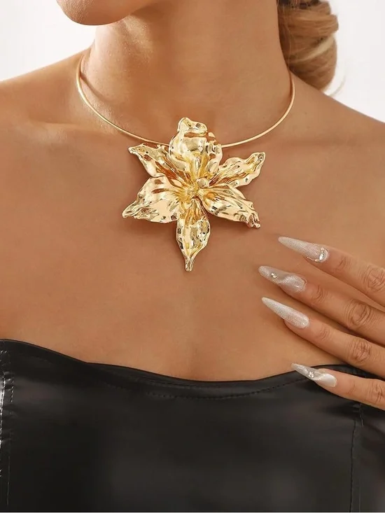 Vintage Trendy Gold Floral Statement Choker Necklace