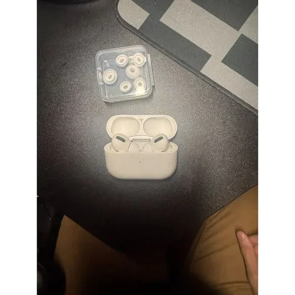 Apple AirPods Pro (1st Gen) with MagSafe Charging Case - Fully Functional