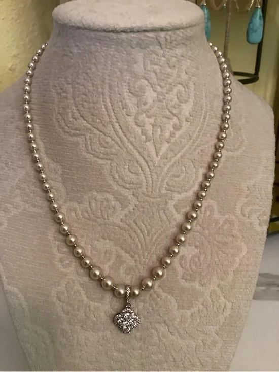 Park Lane Pearl Beaded Necklace with Crystal Clover Pendant, Silver, 16”+3”, NEW